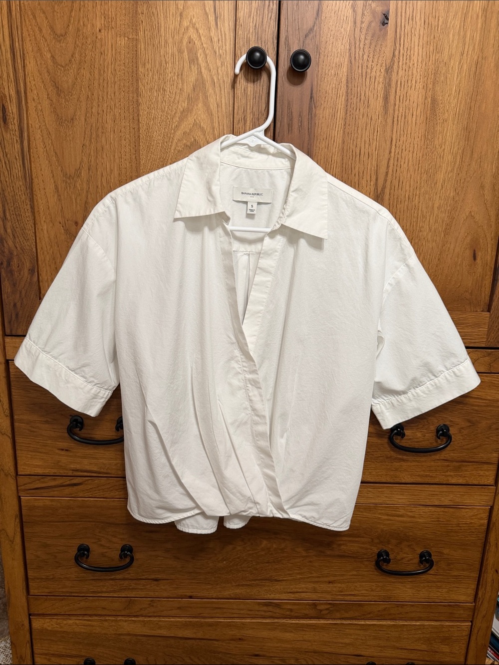 Banana Republic Off-White Short-Sleeve Shirt